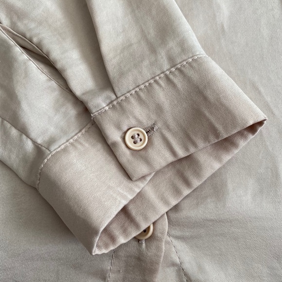 Forever 21 Blouse - Picture 2 of 4